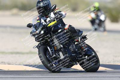 media/Jan-15-2026-Racers Edge (Thu) [[dfebeb70ab]]/3-B Group/Session 4 (Turn 5)/